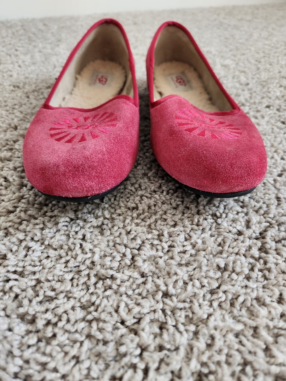 UGG Alloway Suede Flats Size 7 - Picture 3 of 10